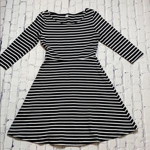 Old Navy Black and White Striped Dress